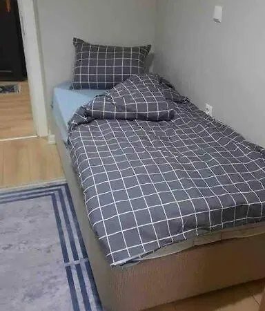 квартира в центре Gorukle Apartmán *